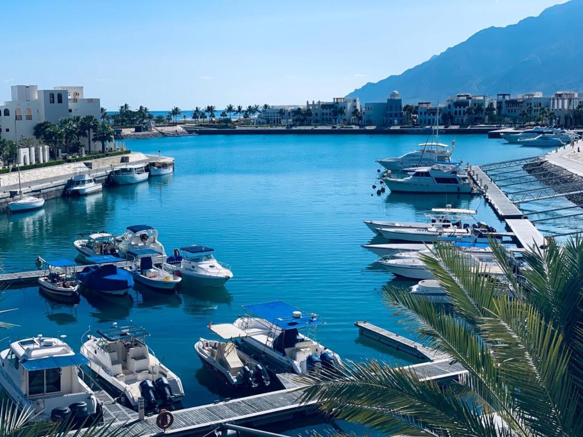 Sifa Getaway Apartment Muskat Bagian luar foto