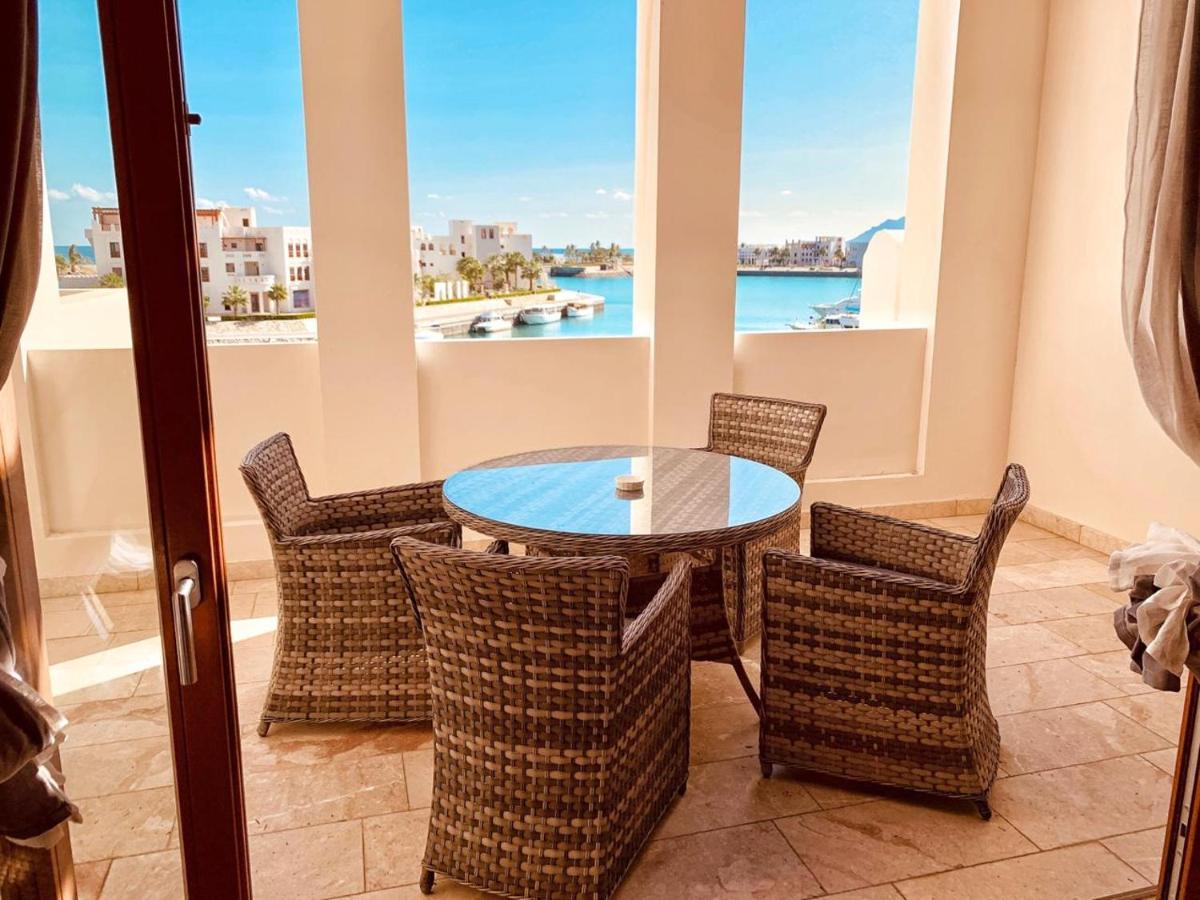 Sifa Getaway Apartment Muskat Bagian luar foto